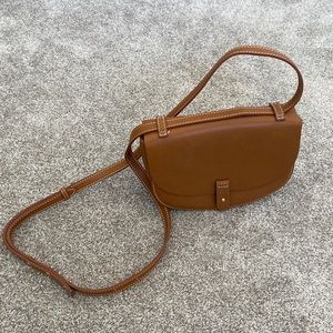 NWOT Vegan Gap purse